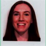 Laureata in Scienze della Comunicazione e studentessa di marketing sono a disposizione per lezioni di materie umanistiche